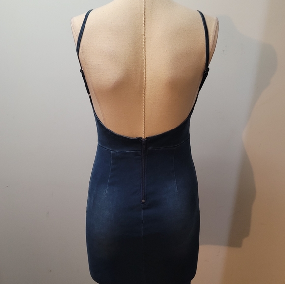 Windsor Dress - Picture 5 of 6
